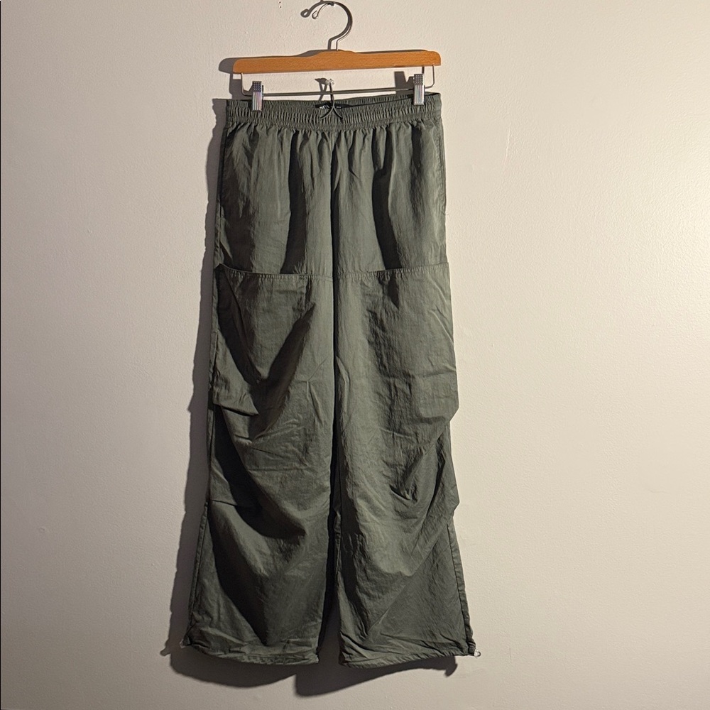 Zara Women’s Olive Green Cargo Pants Size S preowned